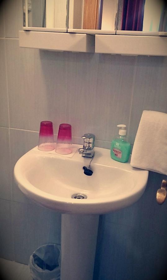 Affittacamere Hostal Ekaitza *