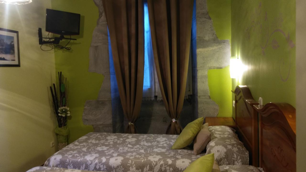 Hostal Ekaitza Affittacamere *