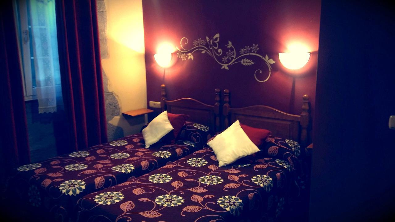 Hostal Ekaitza Affittacamere Lesaka