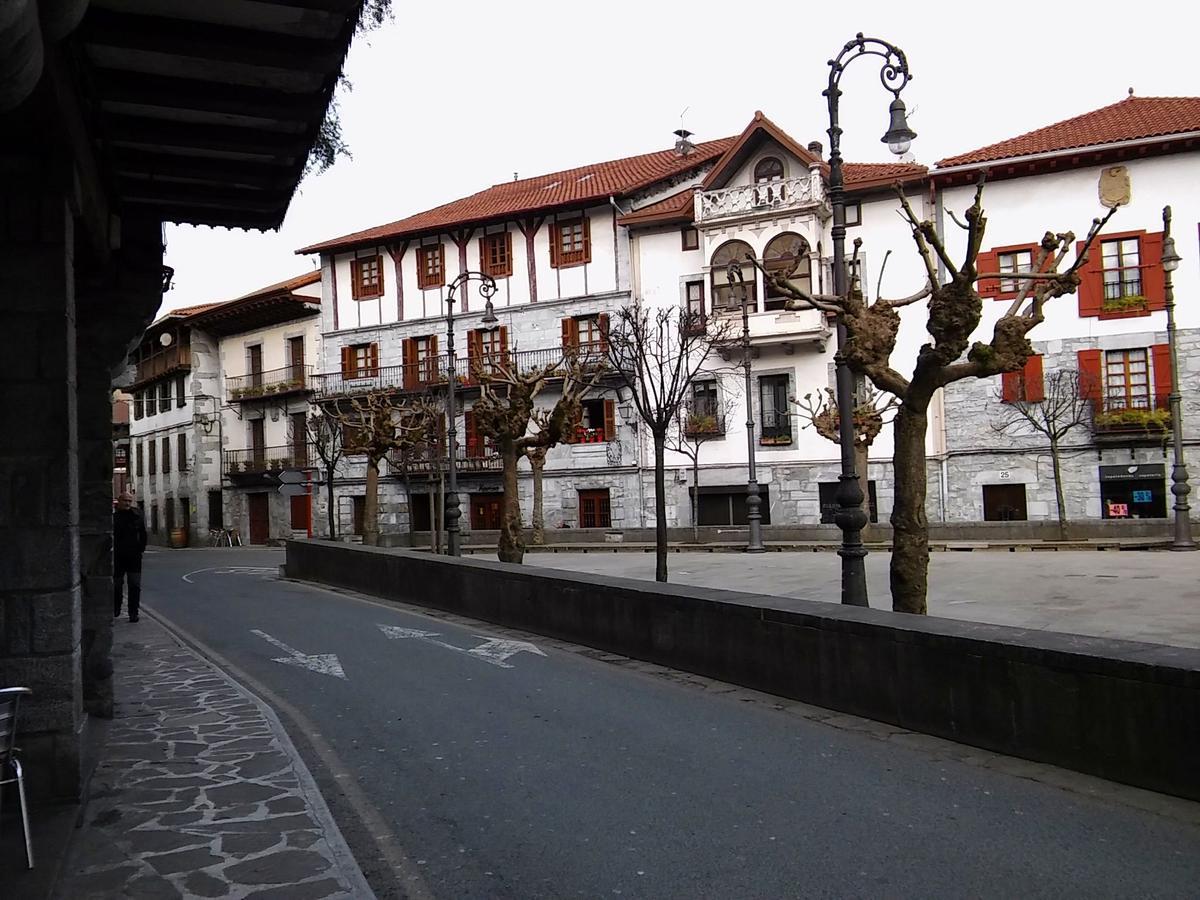 Affittacamere Hostal Ekaitza