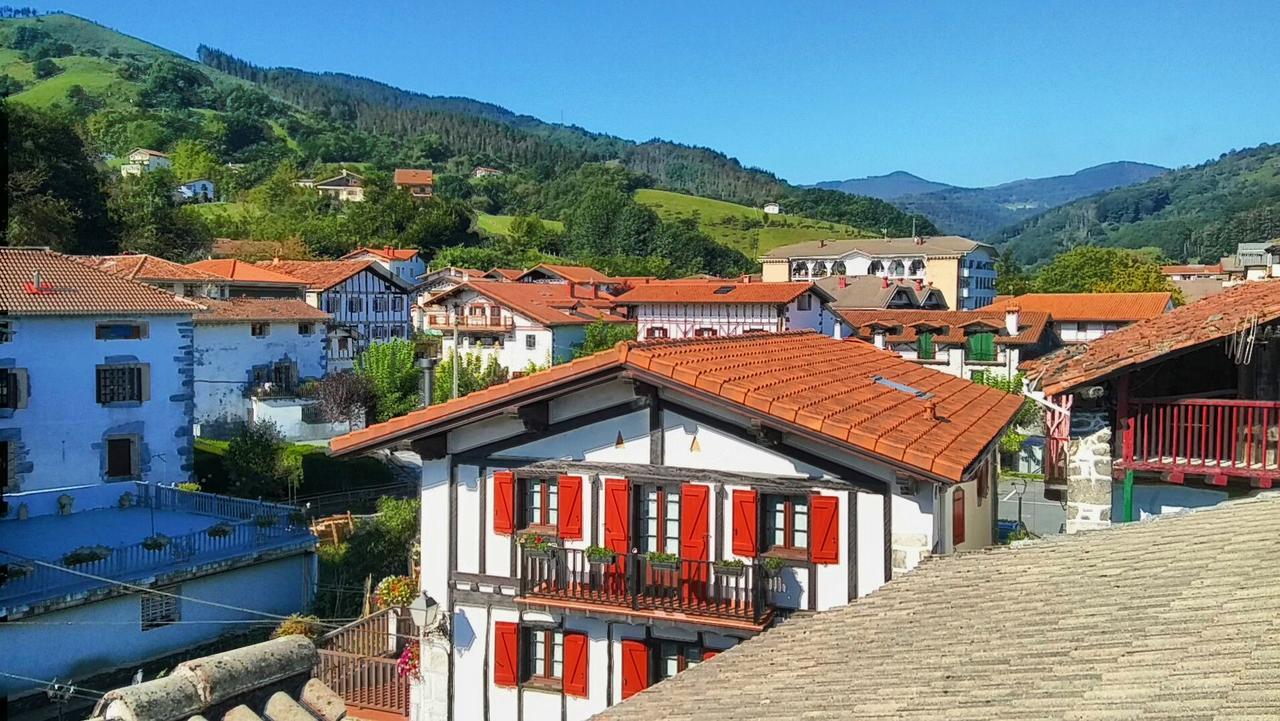 Hostal Ekaitza Affittacamere *
